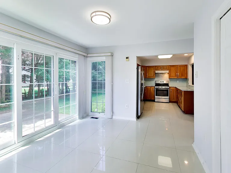 991 Farm Haven Dr — Photo 46