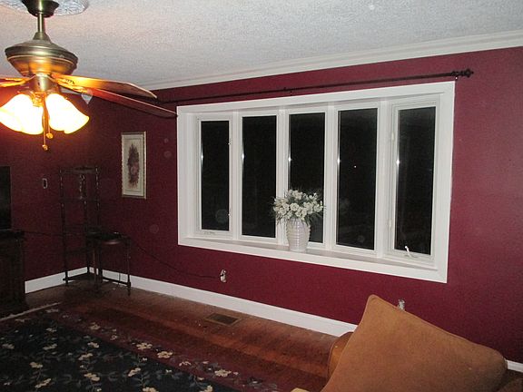 4th image of 15 Northrup St