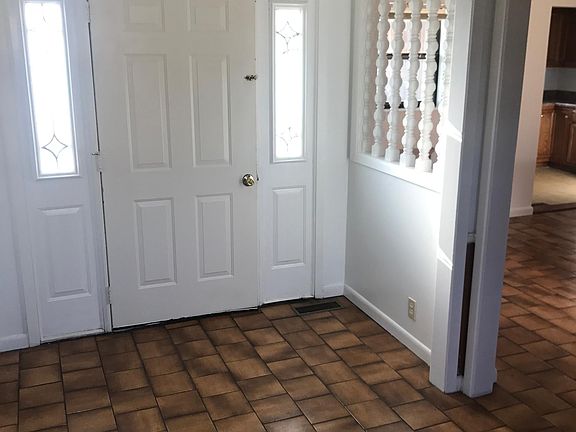 4th image of 1075 County Road 523