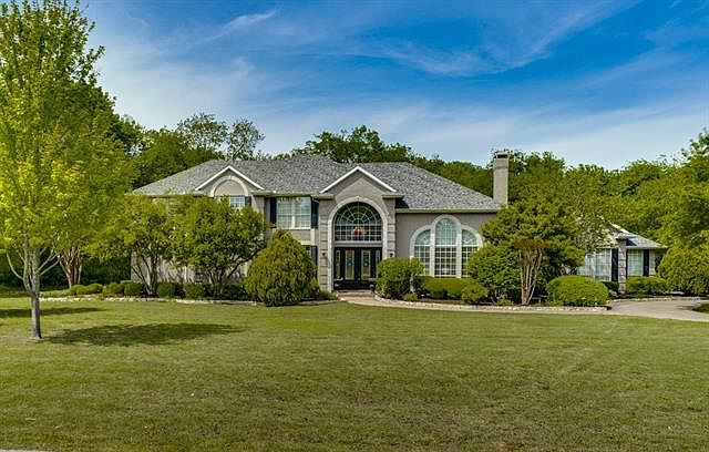 1st image of 361 Ashwood Ln