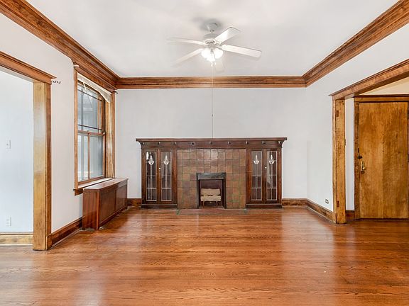 5th image of 4137 S Michigan Ave
