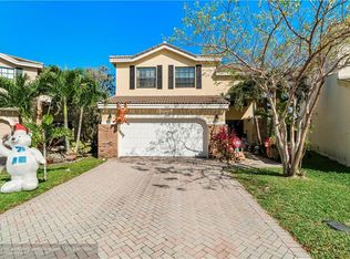 3483 NW 112th Ave, Coral Springs, FL 33065