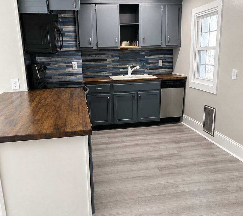 2nd image of 55 Chamberlain St