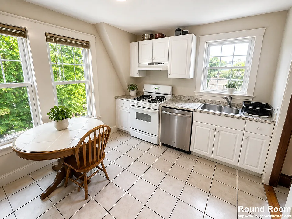 17 Cufflin St