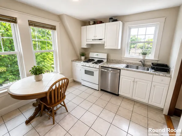 17 Cufflin St, Brighton, MA