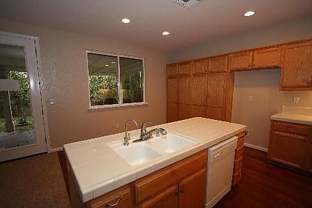 4th image of 2141 Cabana Ln