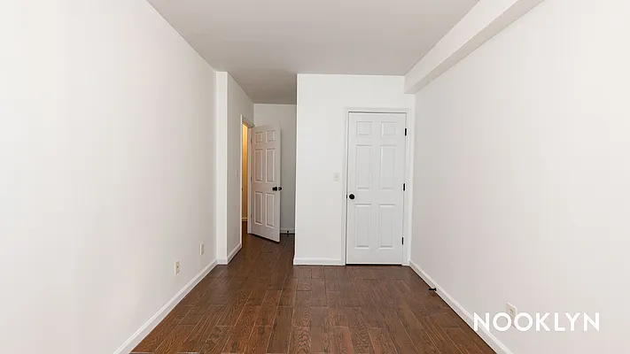 Rented by Nooklyn NYC LLC | media 9