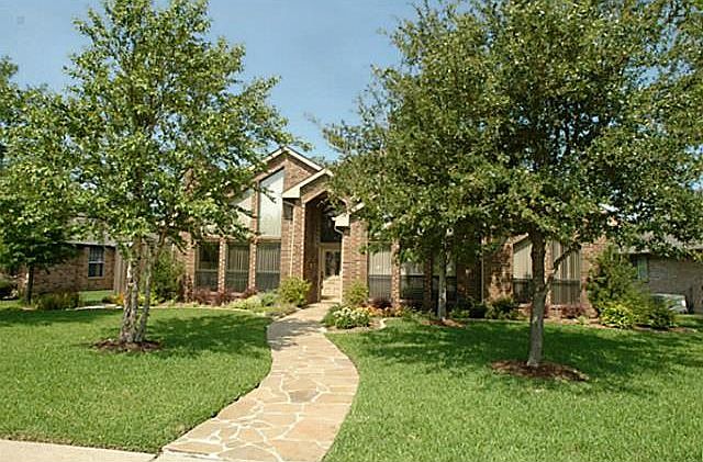 1st image of 3721 Kelly Blvd