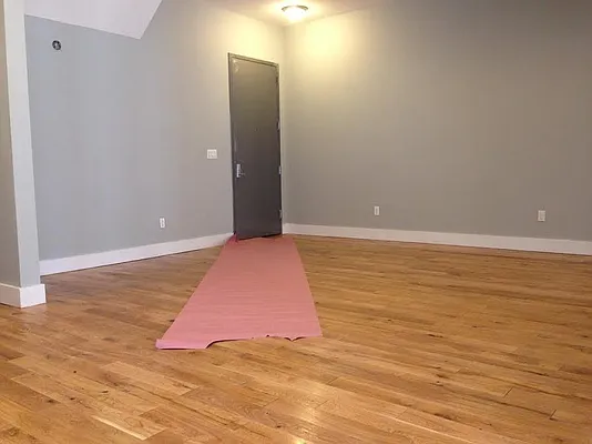 Rented by P Management | media 4