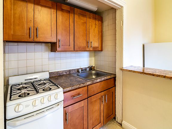 #3M: Studio for $1,195 for July/August 2022