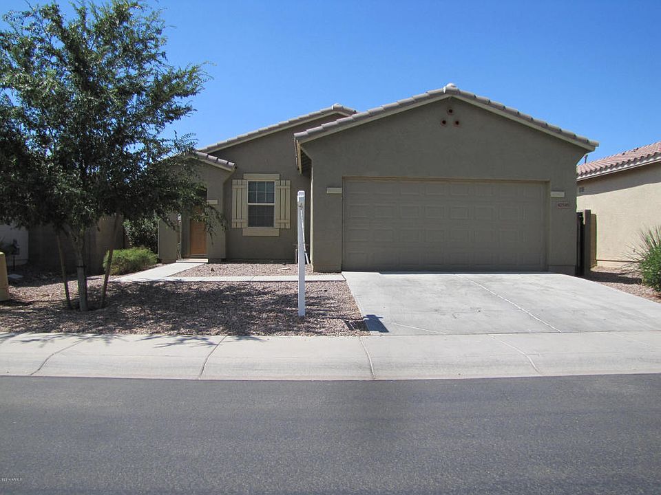 1st image of 42545 W Palmyra Ln