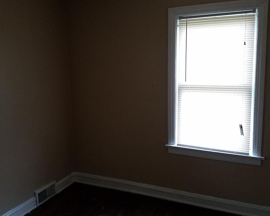 2nd image of 10430 S Parnell Ave #Sfh