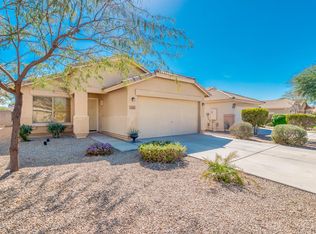 1045 E Vernoa St, San Tan Valley, AZ 85140