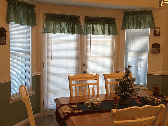 5th image of 12982 Kimberly Ln