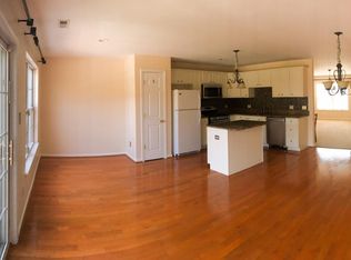 14 Nicole Ct, Woodbury, NJ 08096