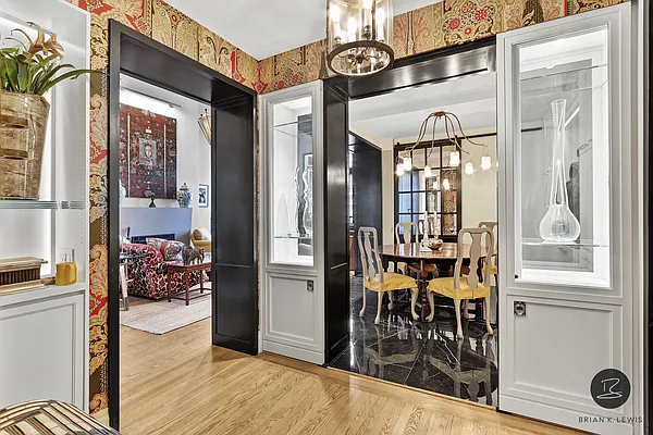 Sold by Compass | media 5