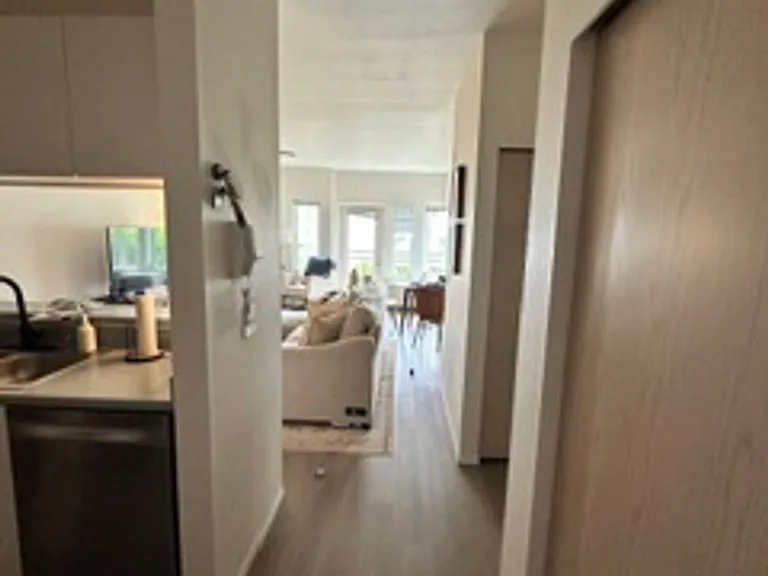 1835 Queen Anne Ave N #303 — Photo 10