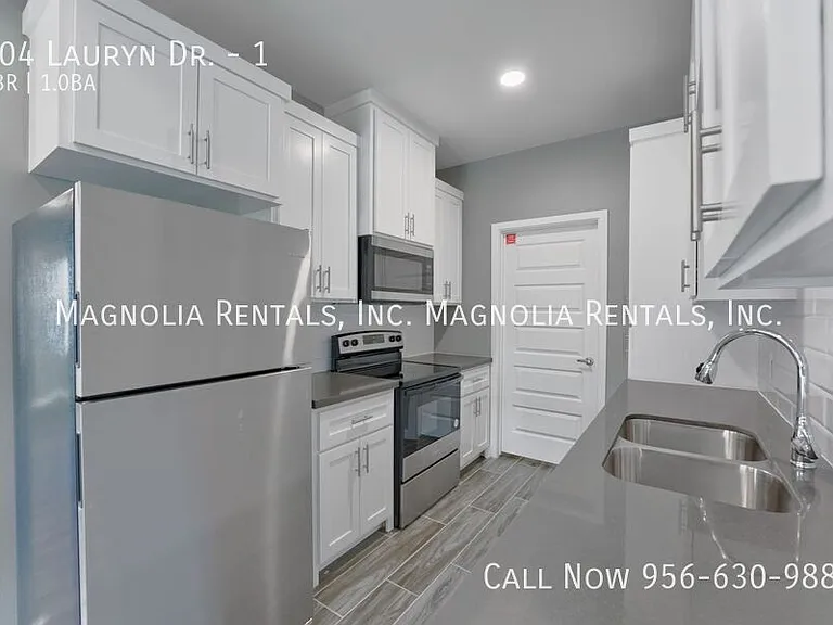 204 Lauryn Dr #1 — Photo 4