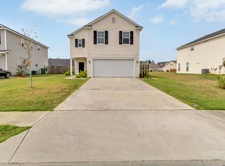 205 Lakepointe Dr, Savannah, GA 31407