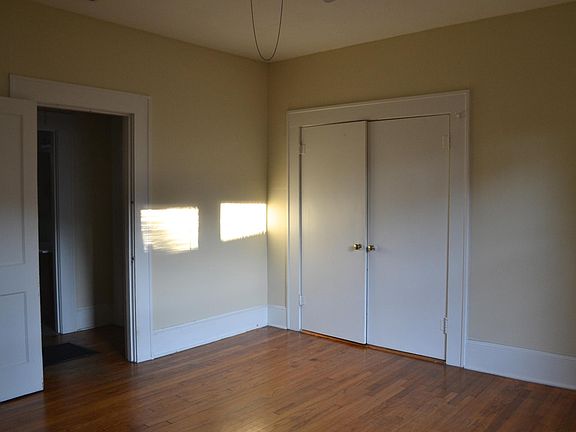 5th image of 926 Gladstone Blvd
