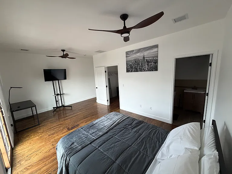 192 Arlington Ave #2 — Photo 25