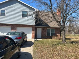 1903 Greenleaves Ct, Columbia, MO 65201