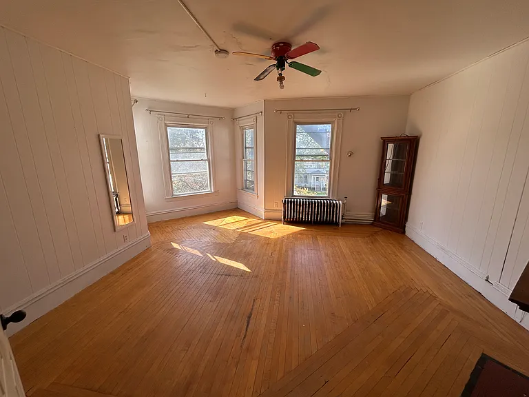 67 High St #4 — Photo 2