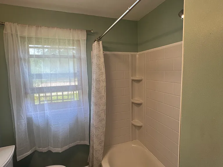 945 Betty Ave — Photo 7