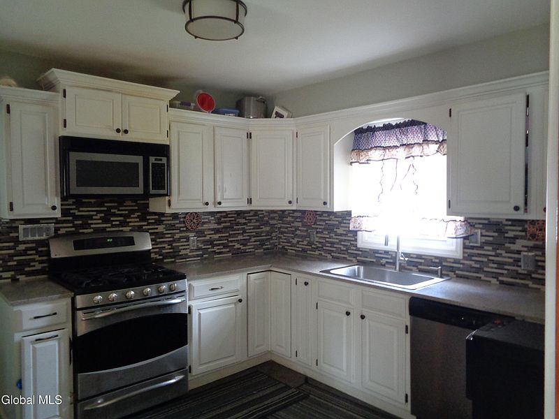 2nd image of 455 Wallace Road