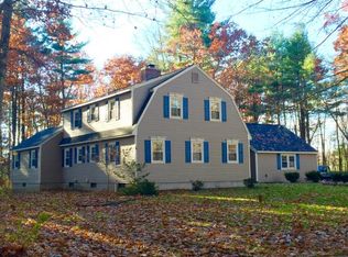 3 Nichols Rd, Amherst, NH 03031