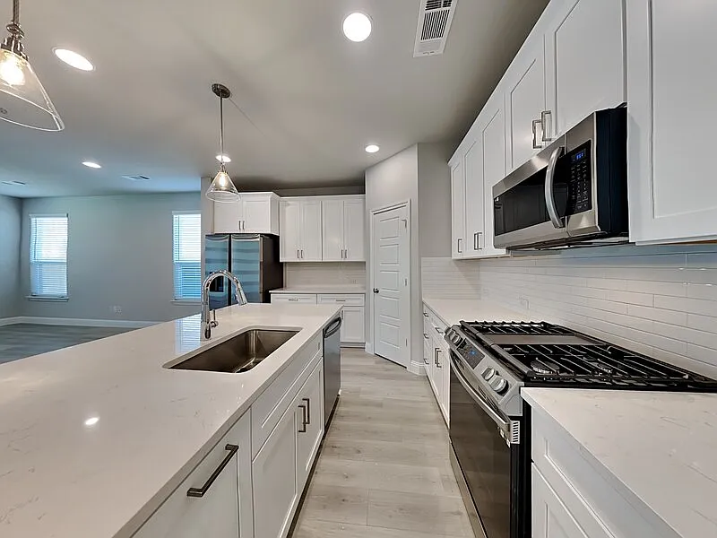 3 bed, 2.5 bath, 1535 sqft, $2,695 — Photo 4
