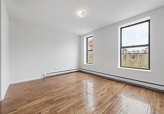 3rd image of 247 W 122nd St #4