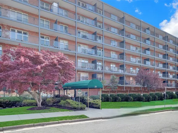 20 Wendell Street #26E, Hempstead, NY 11550