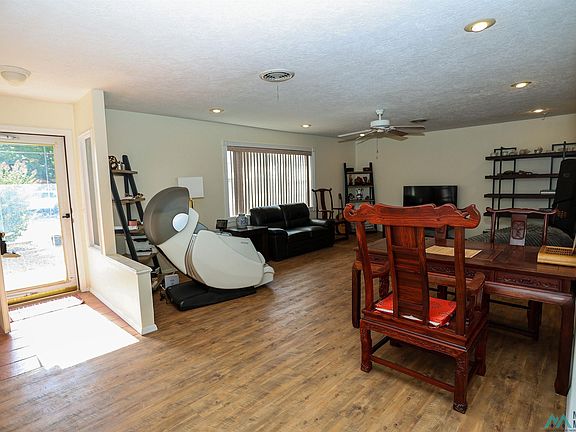 5th image of 1809 S Avenue A
