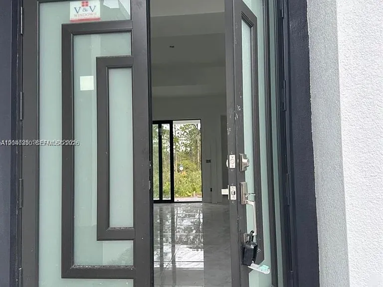 815 Anaconda Ave S — Photo 4