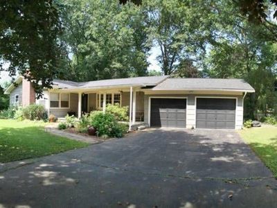 4 Orchard St, Rhinebeck, NY, 12572