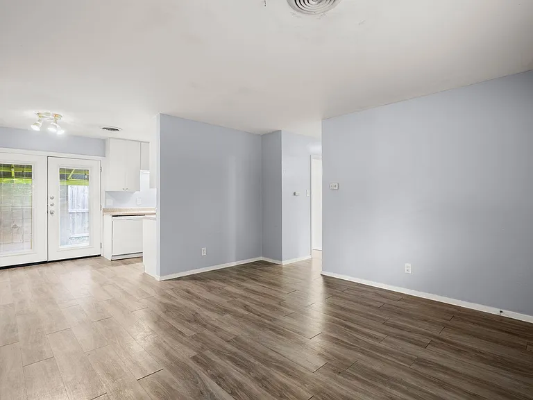 2021 Wheless Ln #A — Photo 3
