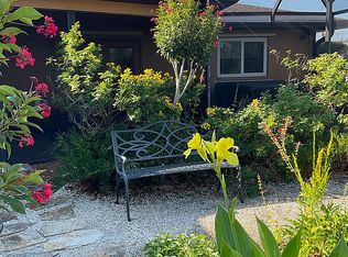 27 SW 13th Ter, Cape Coral, FL 33991