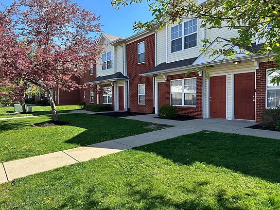 4th image of 6012 Castleford Dr
