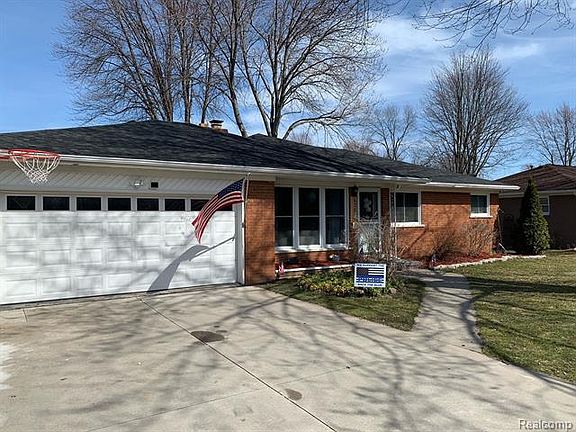 5th image of 628 Cloverlawn Dr