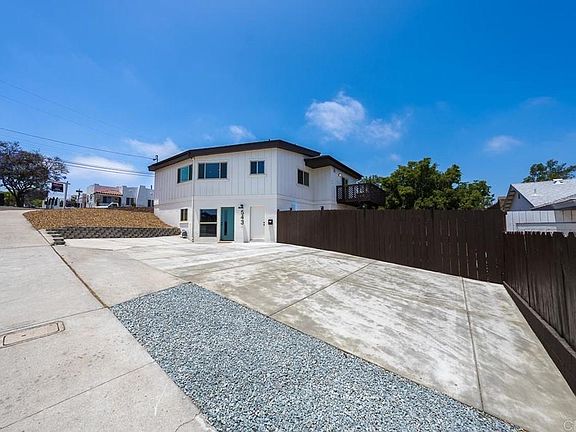 2nd image of 543 L Ave