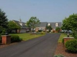 9 Turnberry Rd, Wallingford, CT 06492