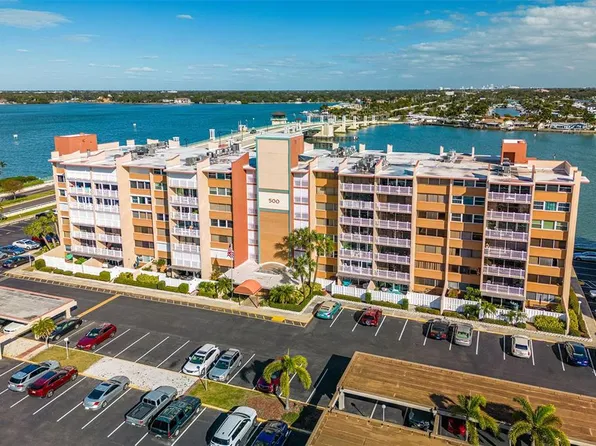 500 Treasure Island Cswy APT 402, Treasure Island, FL 33706