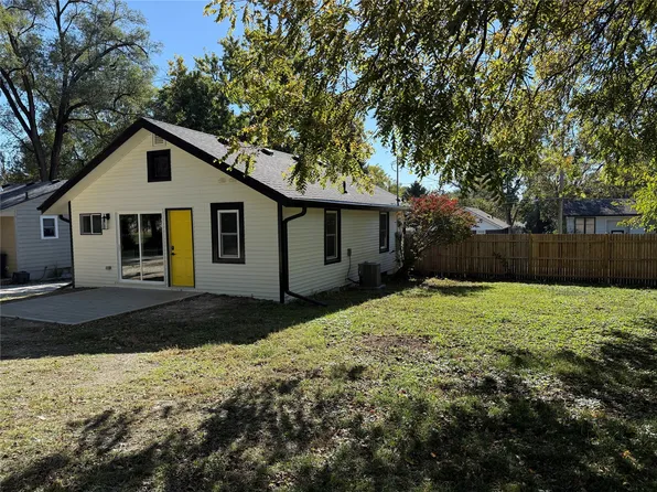 1203 Herold Ave, Des Moines, IA 50315