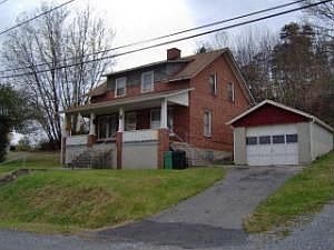 3 bedroom, 2 bath Brick Home