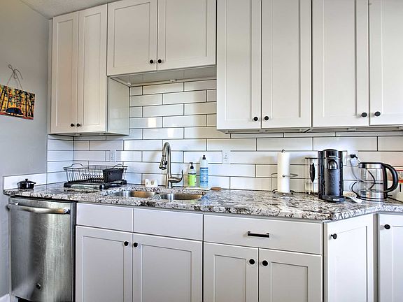 Stainless appliances