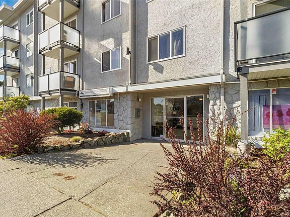5th image of 904 Hillside Ave #302