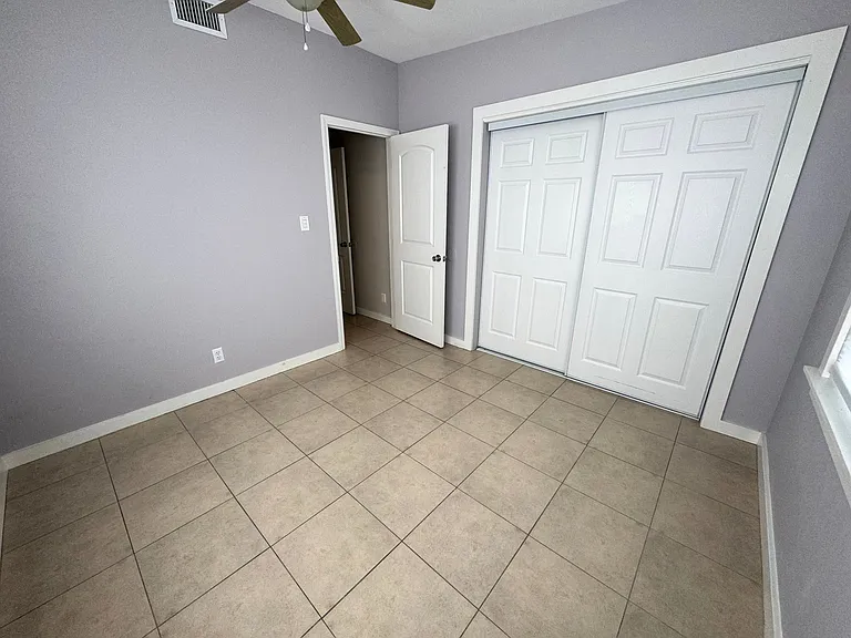 509 6th Ave N #3A — Photo 8