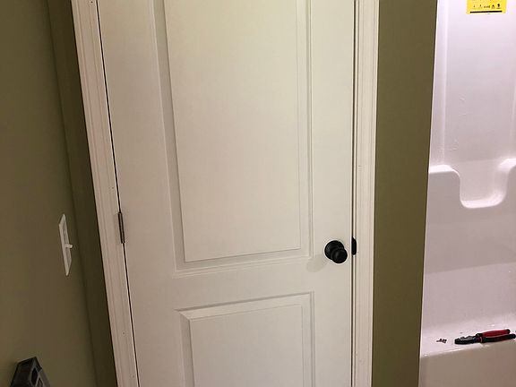 5th image of 115 Pryor Village Dr