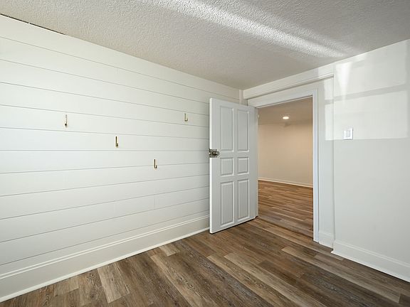 4th image of 14516 Wilshire Cir #Basement